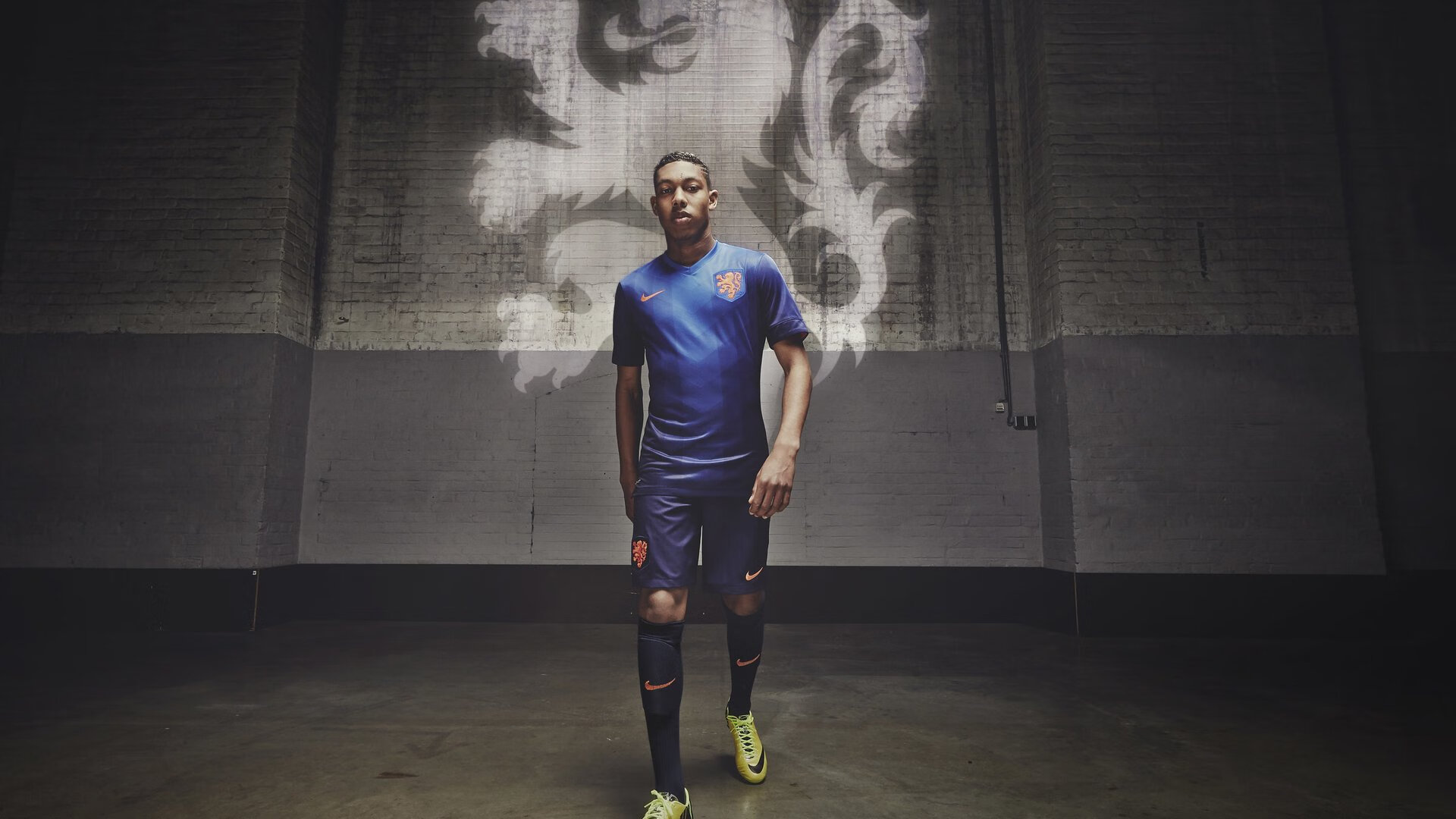 “英超焦点:转折瞬间决定胜负走向”,英超转会期截止