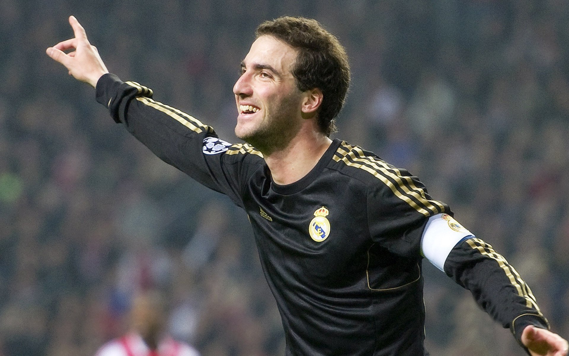 关键时刻的“逆转先生”：在紧要关头，蒂伊多次上演“绝杀远投”！