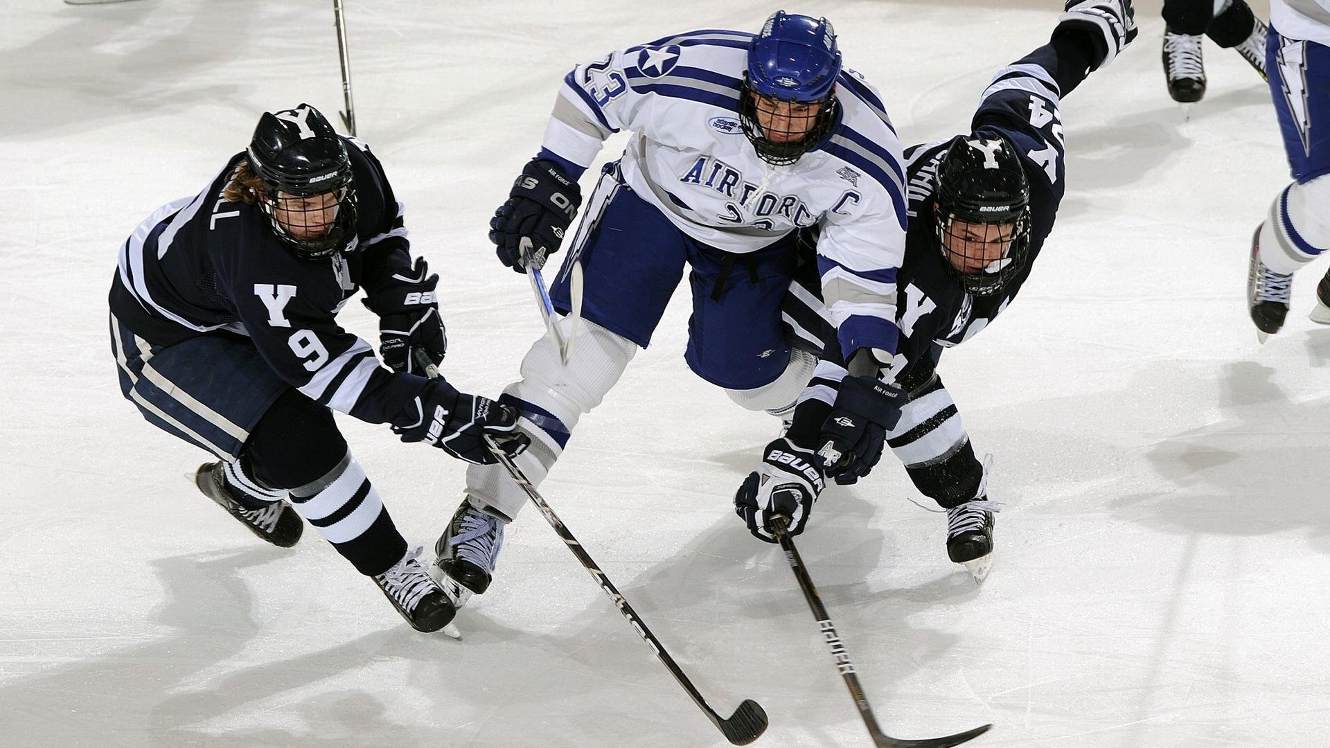 瑞士队在巴黎奥运会比赛中多次通过中路渗透得分,奥运会瑞士队服